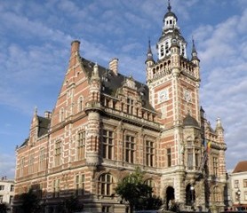Geleid bezoek aan  districtshuis Borgerhout